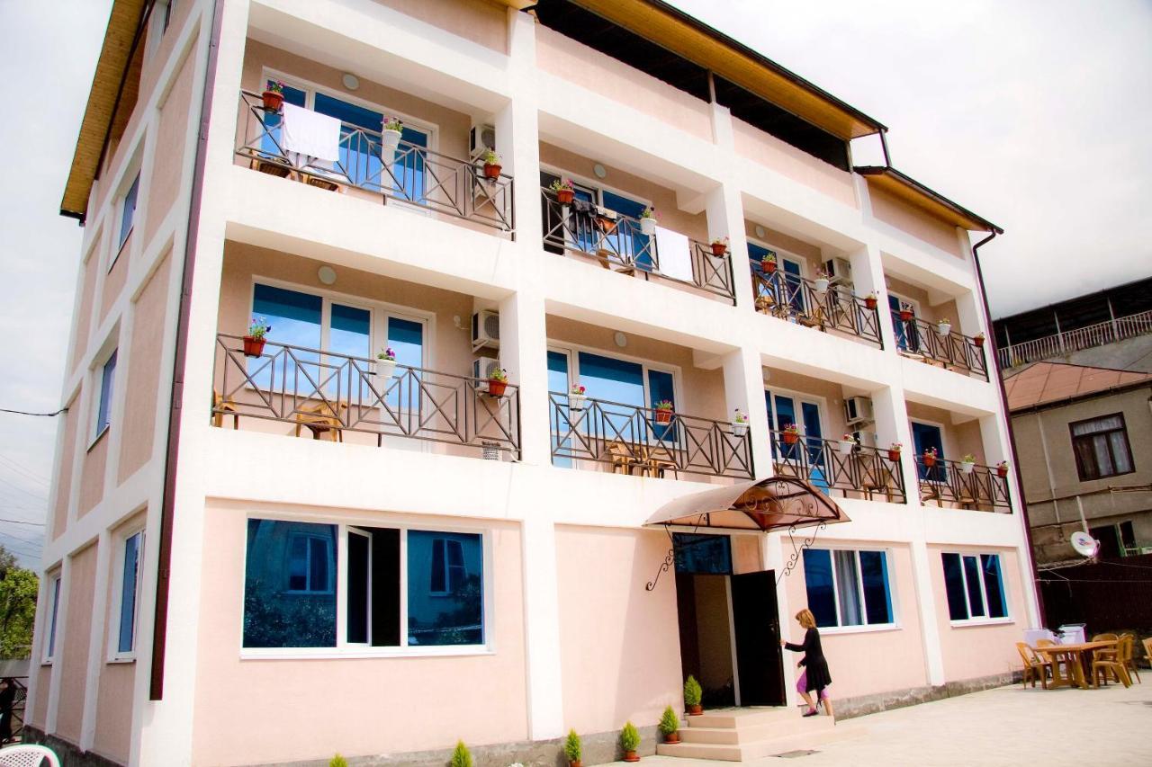 Guest House Zvanba Gagra Exterior foto