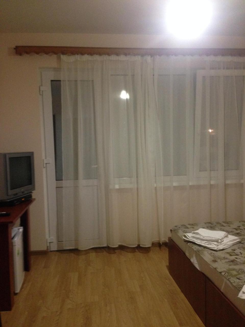 Guest House Zvanba Gagra Exterior foto