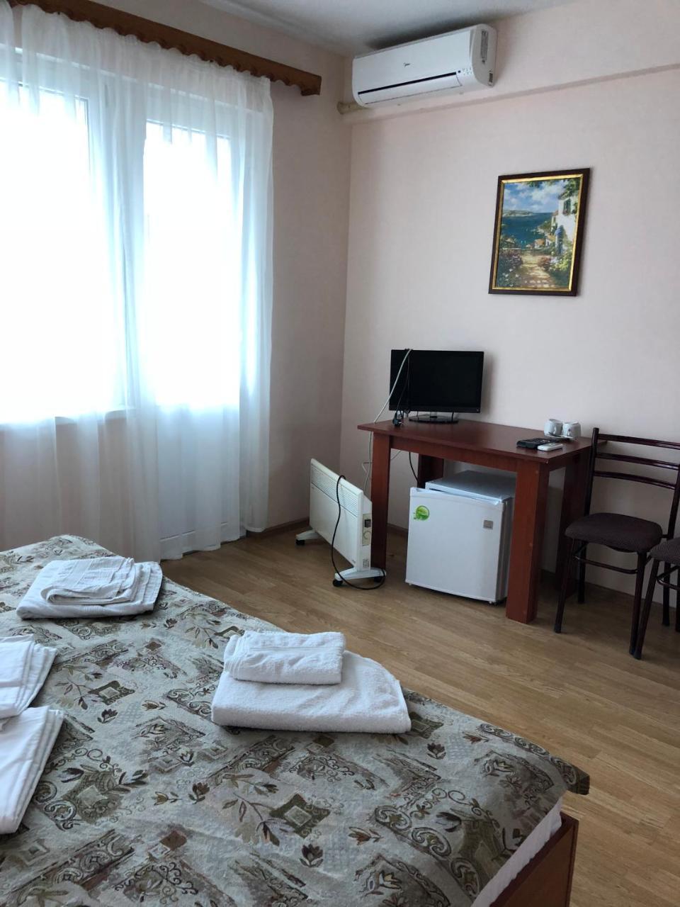 Guest House Zvanba Gagra Exterior foto